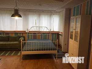 Дом 250м², 3-этажный, посуточно,