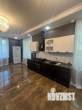 Дом 200м², 2-этажный, на длительный срок,