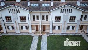 Таунхаус 216м², 3-этажный, участок 3 сот.