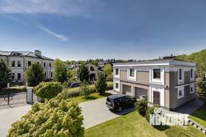 Коттедж 1185м², 4-этажный, участок 30 сот.