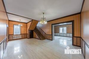 Дом 525м², 3-этажный, участок 11 сот.