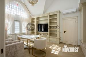 Дом 2160м², 3-этажный, участок 38 сот.