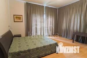 Дом 600м², 3-этажный, участок 8 сот.