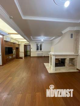 Таунхаус 260м², 3-этажный, участок 2 сот.