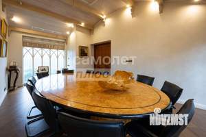 Таунхаус 385м², 4-этажный, участок 2 сот.