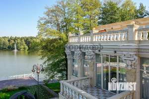 Дом 2160м², 3-этажный, участок 38 сот.