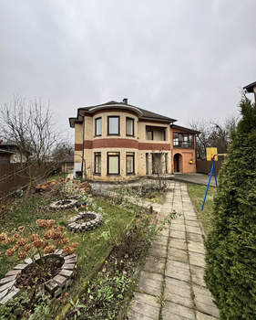 Дом 245м², 2-этажный, участок 5 сот.