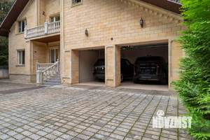 Коттедж 614м², 3-этажный, участок 12 сот.