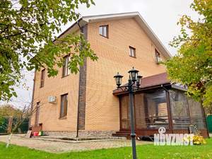 Дом 310м², 3-этажный, участок 8 сот.