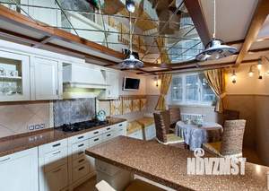 Таунхаус 260м², 3-этажный, участок 2 сот.