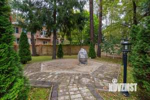 Коттедж 614м², 3-этажный, участок 12 сот.