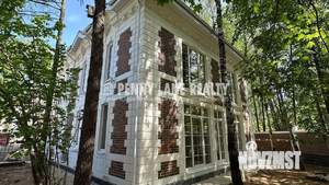 Дом 280м², 3-этажный, участок 12 сот.