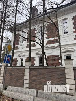 Коттедж 390м², 3-этажный, участок 10 сот.