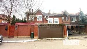 Таунхаус 203м², 3-этажный, участок 3 сот.