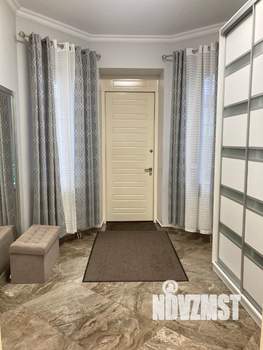 Дом 310м², 3-этажный, участок 8 сот.