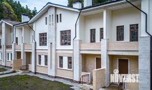 Таунхаус 216м², 3-этажный, участок 3 сот.