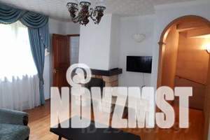 Дом 250м², 3-этажный, посуточно, 