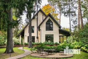 Дом 337м², 3-этажный, на длительный срок, 