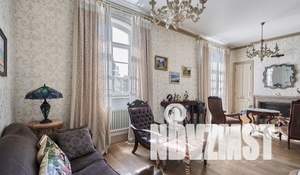 Таунхаус 237м², 3-этажный, на длительный срок, 