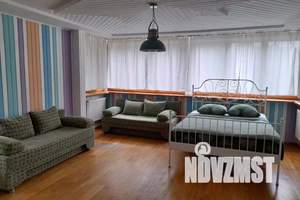 Дом 250м², 3-этажный, посуточно, 