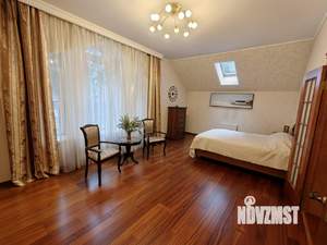 Дом 250м², 2-этажный, на длительный срок, 