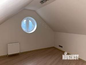 Таунхаус 145м², 3-этажный, на длительный срок, 
