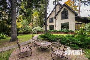 Дом 337м², 3-этажный, на длительный срок, 