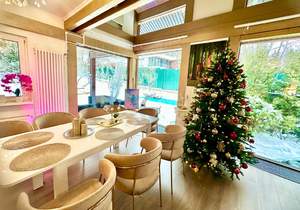 Дом 250м², 2-этажный, на длительный срок, 