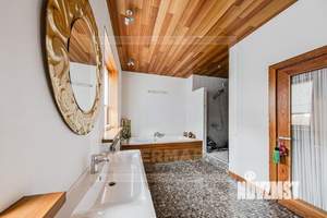 Таунхаус 250м², 2-этажный, на длительный срок, 