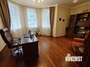 Дом 250м², 2-этажный, на длительный срок, 