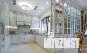 Таунхаус 367м², 3-этажный, на длительный срок, 