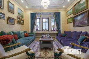 Коттедж 360м², 3-этажный, на длительный срок, 