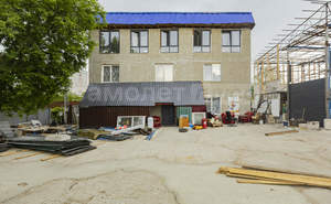 Дом 1670м², 3-этажный, участок 30 сот.  