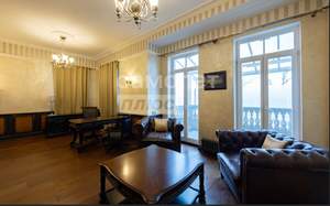 Дом 385м², 4-этажный, участок 2 сот.  