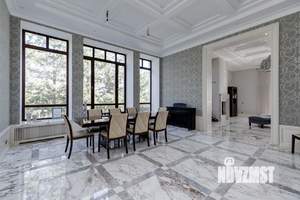 Коттедж 1185м², 4-этажный, участок 30 сот.  