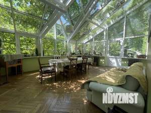 Коттедж 600м², 3-этажный, участок 15 сот.  