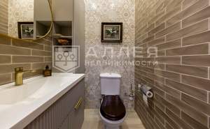 Дом 650м², 3-этажный, участок 35 сот.  
