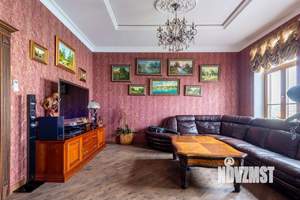 Таунхаус 320м², 2-этажный, участок 2 сот.  