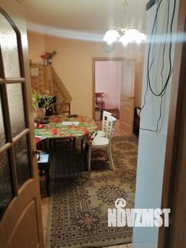 Дом 102м&sup2;, 3-этажный, участок 6 сот.  