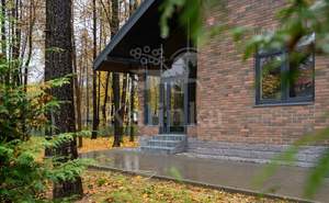 Дом 300м&sup2;, 2-этажный, участок 0 сот.  