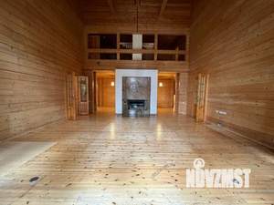 Коттедж 665м&sup2;, 3-этажный, участок 20 сот.  