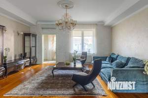Таунхаус 280м², 3-этажный, участок 3 сот.  