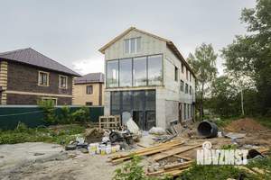 Дом 1670м², 3-этажный, участок 30 сот.  