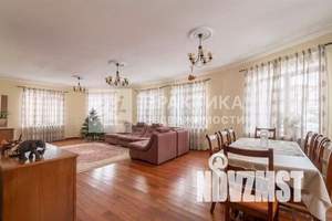 Дом 256м², 3-этажный, участок 17 сот.  