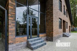 Коттедж 300м², 2-этажный, участок 14 сот.  