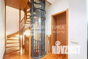 Дом 256м², 3-этажный, участок 17 сот.  