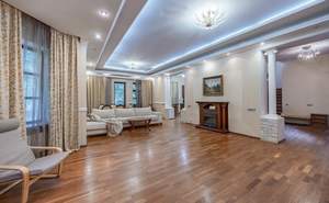 Дом 405м², 3-этажный, участок 15 сот.  