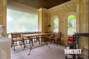 Коттедж 614м&sup2;, 3-этажный, участок 12 сот.  