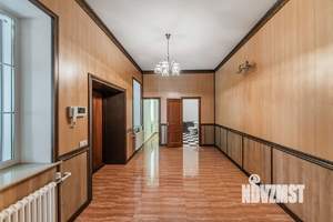 Дом 526м², 3-этажный, участок 11 сот.  