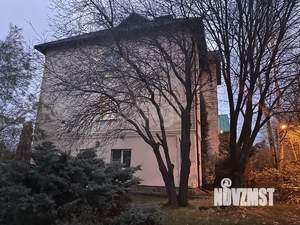 Дом 460м², 3-этажный, участок 24 сот.  